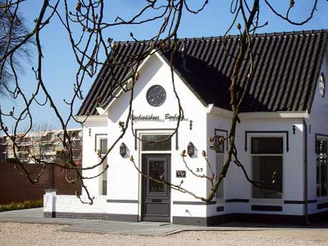 plaatje: Opening Afscheidshuis Barbara te Noordwijk